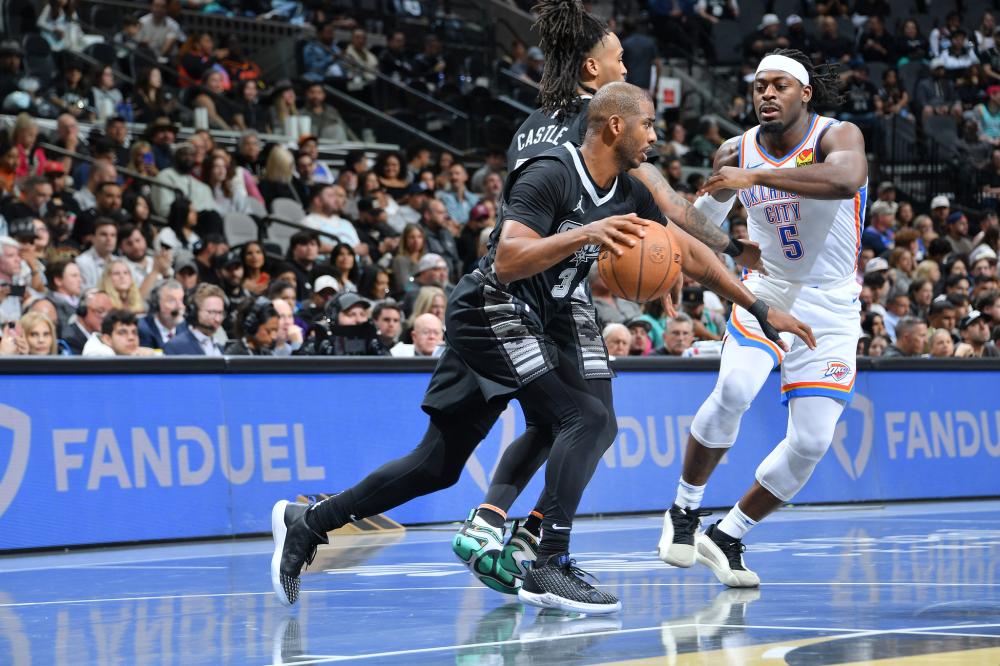 仅彰显了自 仅彰显了自