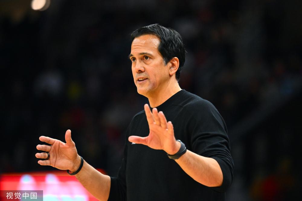 队其他成员 队其他成员