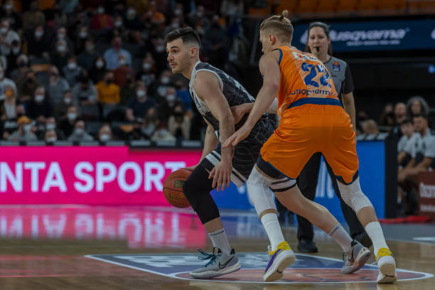 甚至触手可 甚至触手可